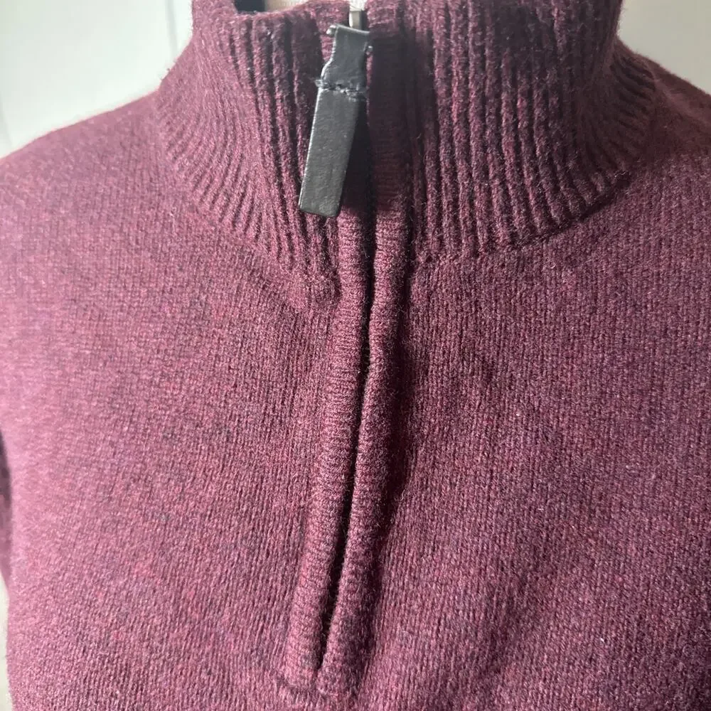 Banana Republic Men's Maroon Knit Solid Mock Neck 1/4 Zip Pullover Sweater M AA3
